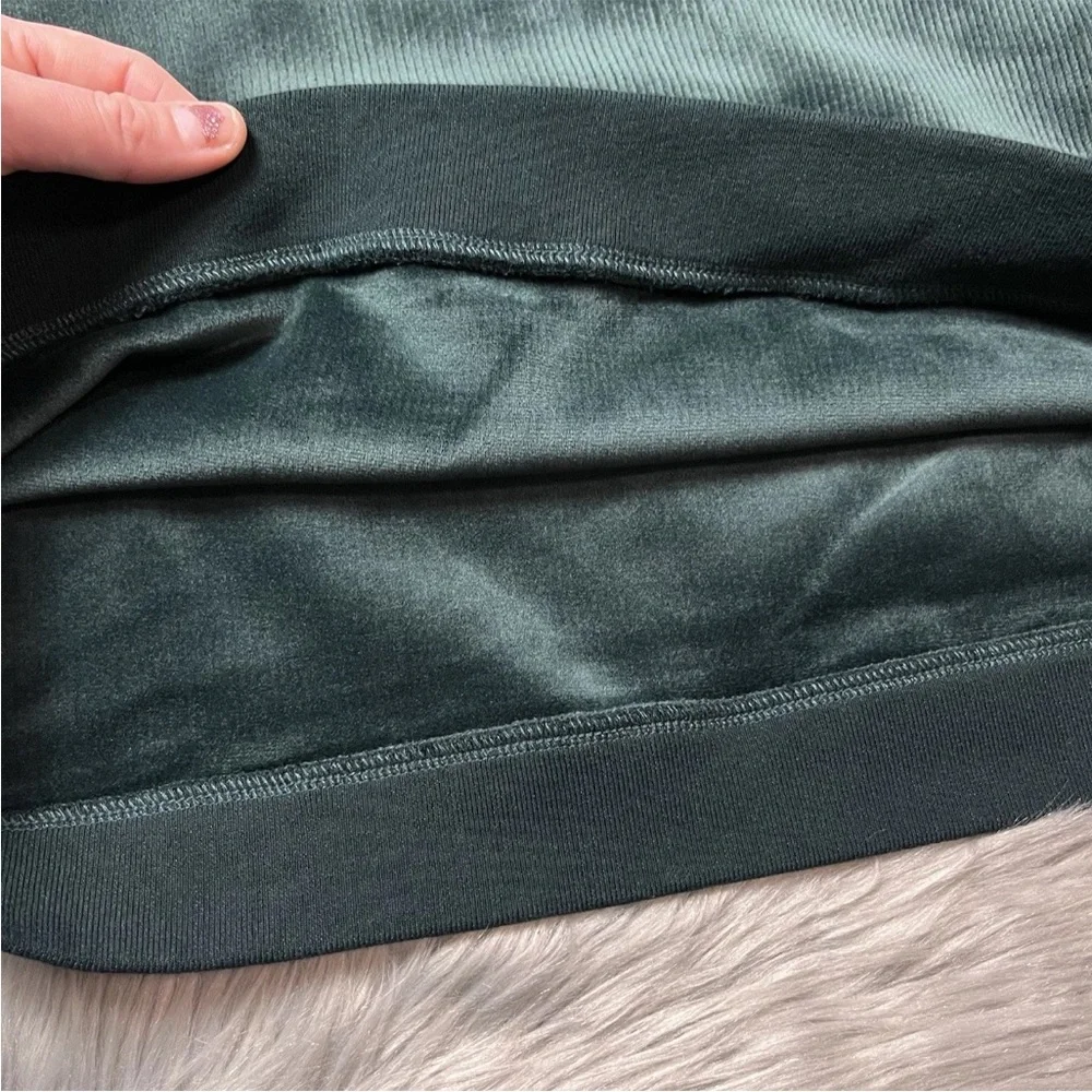Marine Layer Cord Velour V Neck Sweatshirt Green Gables Size Large
